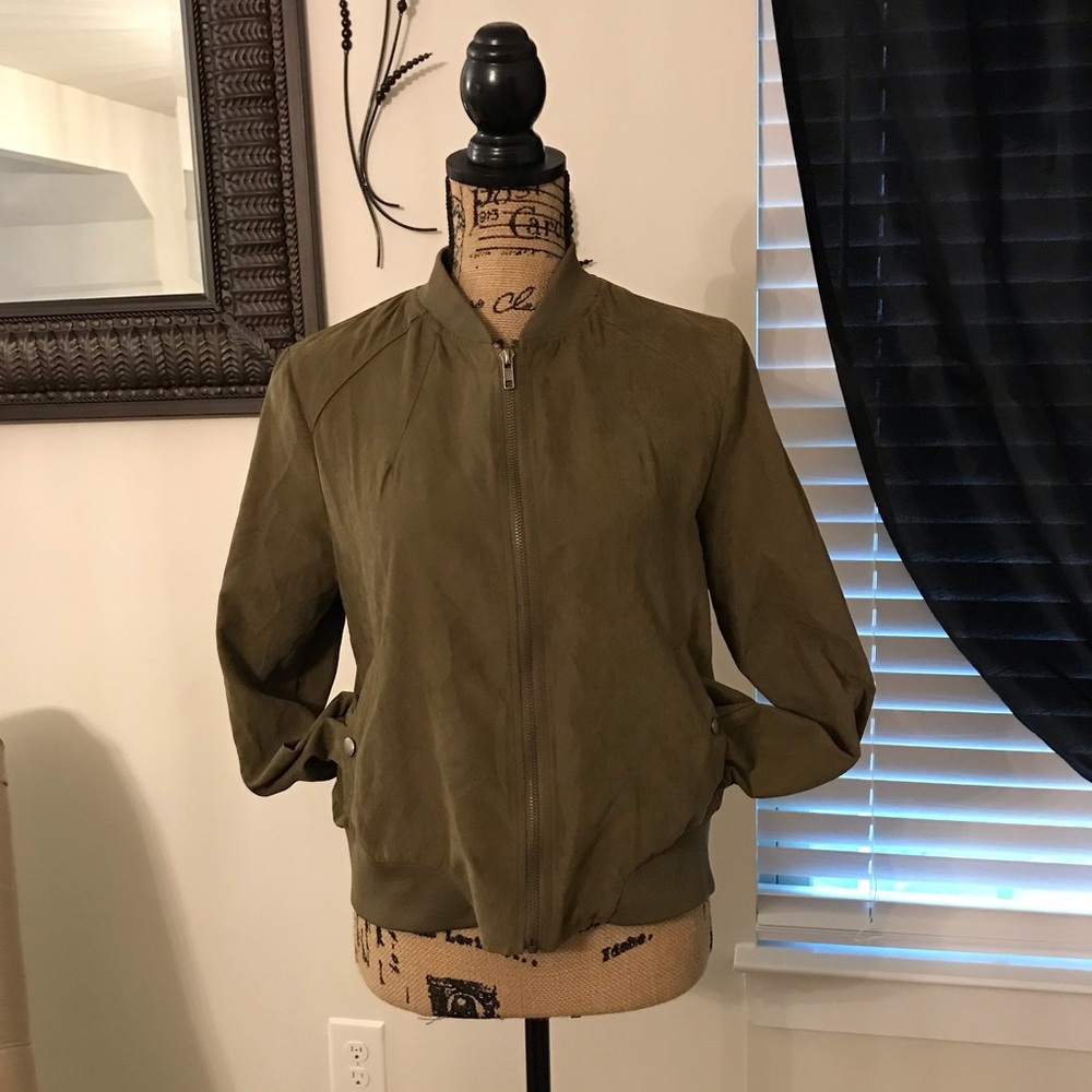 Juniors zip front jacket